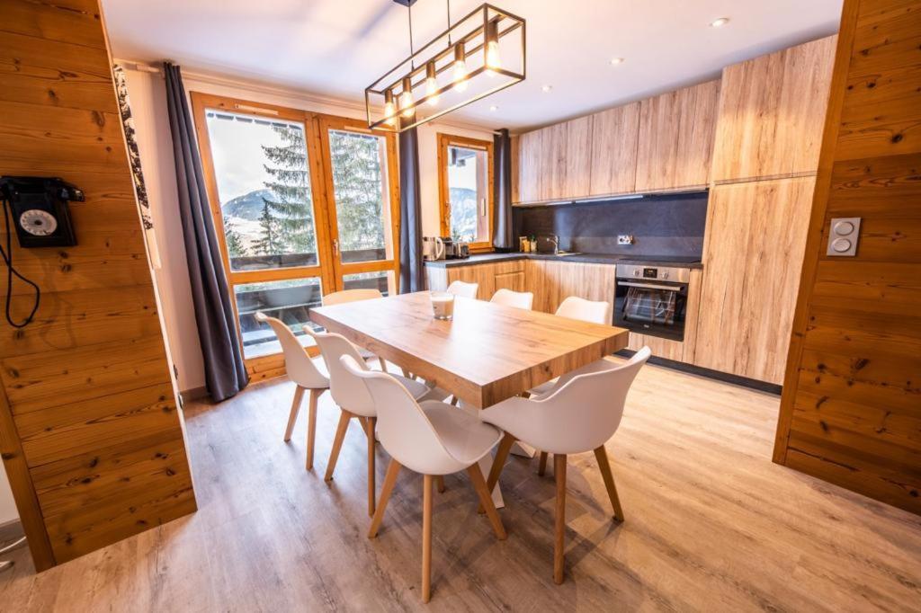 Superbe Vue, Acces Skis Aux Pieds, Tres Agreable Apartment Корчевел Екстериор снимка